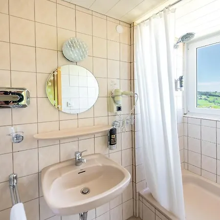 Kuku Berghotel *