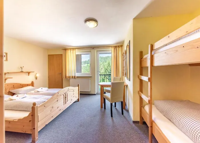 Kuku Berghotel Herberg